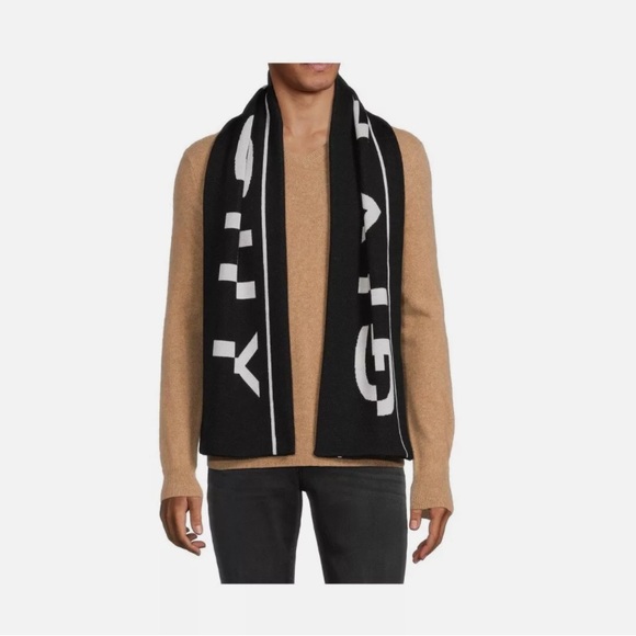 NWOT Givenchy Football Scarf - Picture 4 of 10